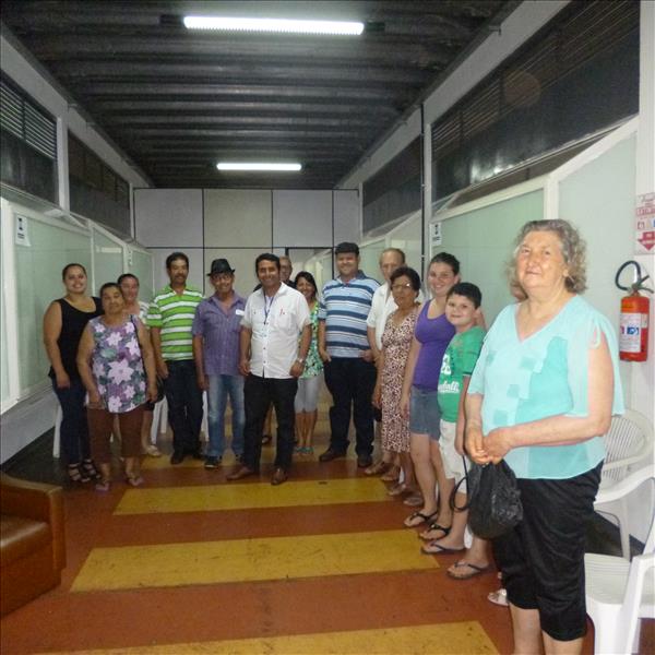 Moradores do bairro Nova participam de reunião